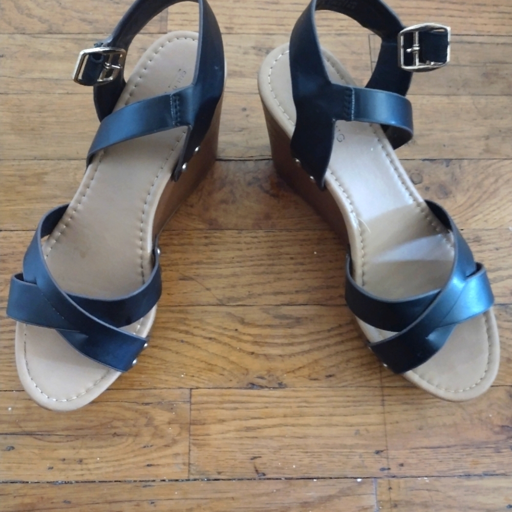 Leather slingback sandals